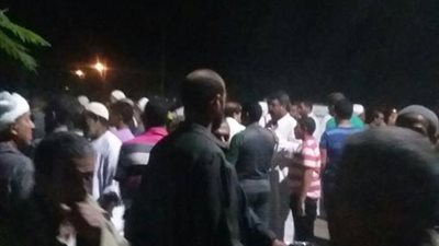  تشييع جثمان أحد ضحايا مركب رشيد بمسقط رأسه فى كفر الشيخ (صور)