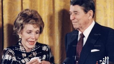 مقتنيات لريجان وزوجته تتجاوز التقديرات بعشرة أضعاف في مزاد