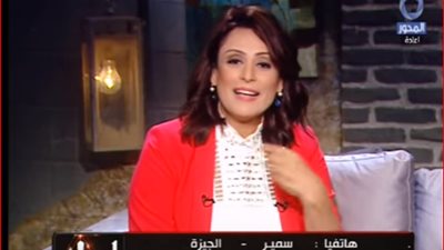 متصل يغازل مذيعة 