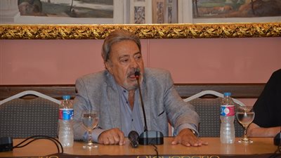 عبدالحليم حافظ اعتذر لـ