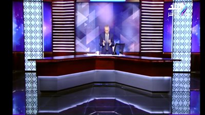 أحمد موسى يقف دقيقة حداد على أرواح ضحايا الهجرة غير الشرعية 