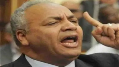 مصطفى بكري: 