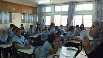 فى أول يوم دراسة بالقاهرة.. مدرسة تمنع دخول الطلاب بسبب المصروفات