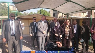 وزير التربية والتعليم يشهد طابور الصباح لأول يوم دراسي بمدرسة 