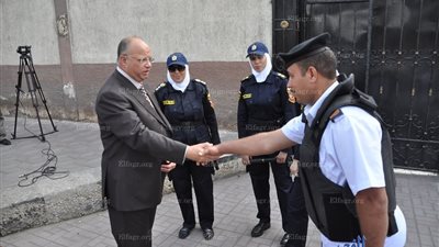 مدير أمن القاهرة يتفقد مدرسة الشهيد محمد لطفي (صور)