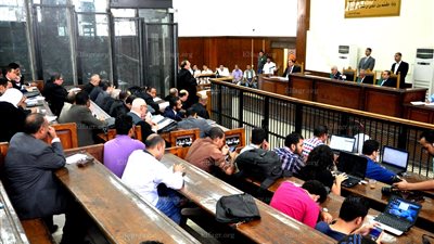 جلسة محاكمة بديع وآخرين في 