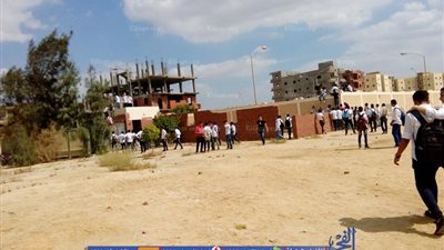 اليوم الدراسي الأول بالمنوفية.. زيارات مكثفة للمسؤولين على المدارس.. وهروب جماعي للطلاب من على الاسوار! (صور)
