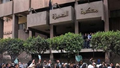  تأجيل محاكمة ثلاث متهمين بالتورط في 