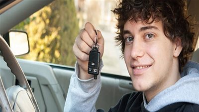 نصائح صحية هامة عن كيفية إختيار سيارات آمنة لأبنائنا المُراهقين