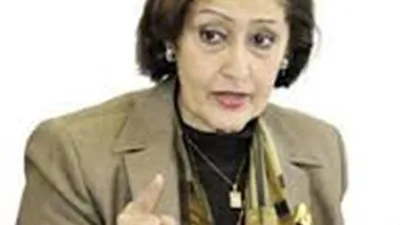 نائلة جبر: الهجرة غير الشرعية أصبحت منافسة لتجارة السلاح 