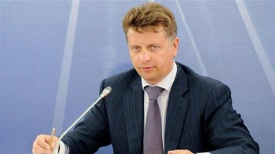 مؤتمر صحفي لوزير النقل الروسي بوزارة الطيران المدني