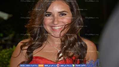 شيري عادل تلفت الأنظار بـ