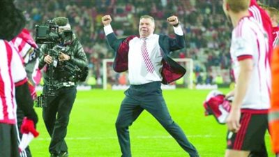 فضيحة رشوة تهز الكرة الإنجليزية بطلها مدرب المنتخب