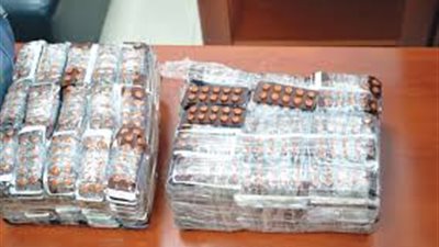 تأجيل محاكمة شرطي وموظف بمحكمة المنيا بتهمة الإتجار بالمواد المخدرة