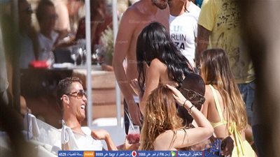 نجم المكسيك يتعرض لحملة ابتزاز بسبب شريط جنسي مع صديقة رونالدو!