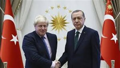 أردوغان يهدي وزير الخارجية البريطاني نسخة من رسالة عثمانية قديمة