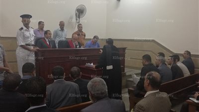 بدء جلسة محاكمة 