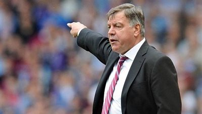 بعد إقالة ألاردايس.. فضيحة جديدة في الدوري الإنجليزي