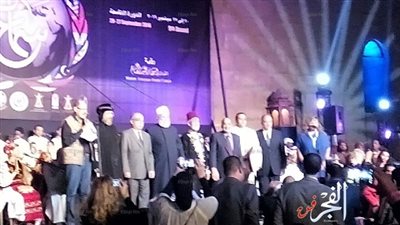 حلمي النمنم يكرم علي جمعة ومجموعة من مرسلين معالم السلام الروحي في العالم (صور)