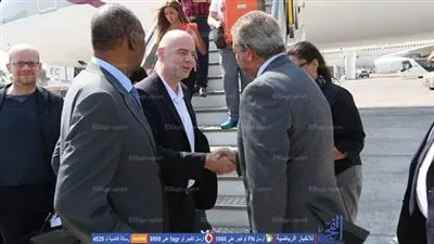وزير الرياضة وحياتو وأبو ريدة يستقبلون رئيس الفيفا بمطار القاهرة ..صور