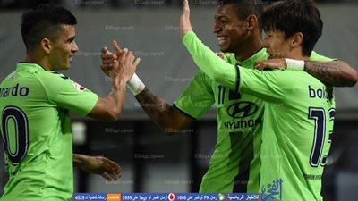 تشونبوك يضع قدما في نهائي دوري أبطال آسيا برباعية أمام سول