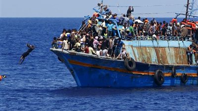 سخرية على مواقع التواصل بعد نجاة 