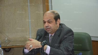 جامعة أسيوط تختتم تدريب تنمية مهارات الإدارة الإشرافية للعاملين (صور) 