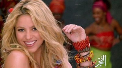 شاكيرا: بناء المدارس أهم من توفير الطعام في الدول الفقيرة