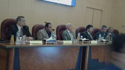 محافظ بورسعيد : لابد من شعور أهل الغرب بدور شركات البترول في المجتمع