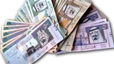 البنوك تعتمد الراتب الأساسي لتحديد قيمة القرض البنكي