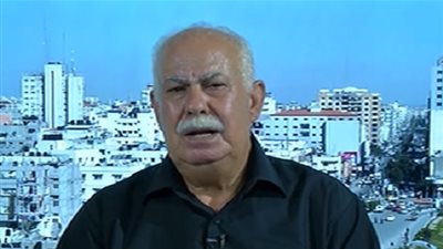 سياسي معلقًا على مشاركة 