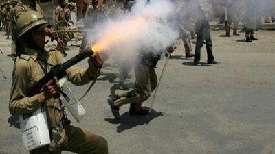 الهند وباكستان تتبادلان إطلاق النار مجددًا في كشمير