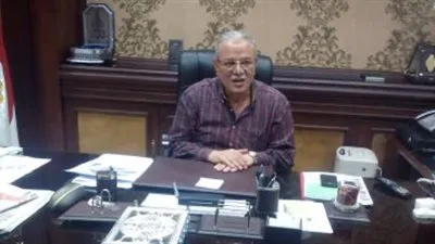 محافظ المنيا يوجه بحصر وإزالة الإشغالات على المزلقانات