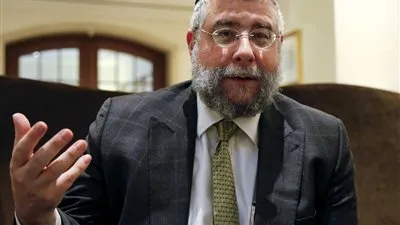 حاخام يهودي: تفكّك الاتحاد الأوروبي سيؤدي لاختفاء يهود القارة خلال 30 عاماً