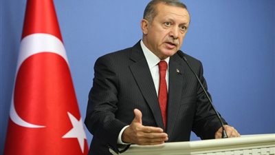 أردوغان: من يمتنع عن إدانة الانقلاب هو جزء منه 