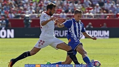 إشبيلية يهزم ألافيس بثنائية مجنونة ويرتقي لوصافة الدوري الإسباني 