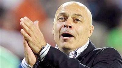 عسيري يجدد للأهلي .. و 