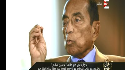 حسين سالم يرد على اتهامه بسقوط مبارك.. ويضيف: 