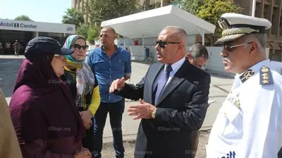 محافظ السويس يتفقد أعمال تطوير شارع الجلاء (صور)      