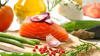 النظام الغذائي المنخفض في الملح والسكر يحمي من الكوليسترول  