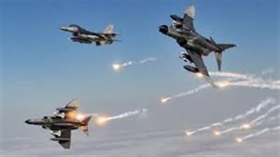 التحالف العربى يقصف الكلية الحربية وقاعدة الديلمى الجوية شمالى صنعاء