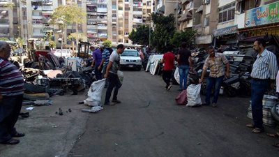 حملة مكبرة لإزالة إشغالات قطع غيار السيارات المستعملة في ضواحي بورسعيد