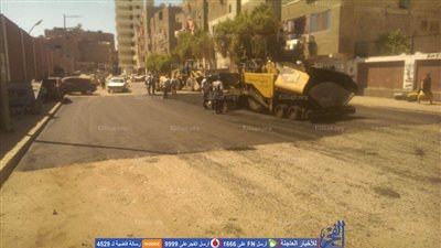 إزالة الأدوار المخالفة والتعديات على أملاك الدولة بحي شرق أسيوط ( صور )