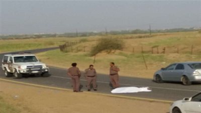 الجهات الأمنية تعثر على جثة ملقاة بأحد الطرق الزراعية بالمخواة