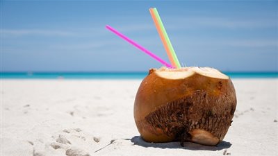 تعرفي على فوائد عصير جوز الهند الجمالية