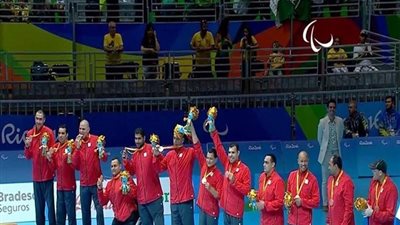 وقفة احتجاجية لمنتخب الطائرة 