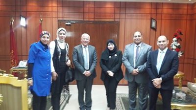 محافظ بورسعيد: عقد مؤتمر لبحث مشكلة الحظائر لشباب الخريجين البيطريين