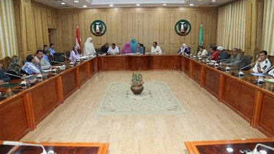 المنوفية تفحص شكاوى 27 مواطنًا خلال اللقاء الأسبوعى