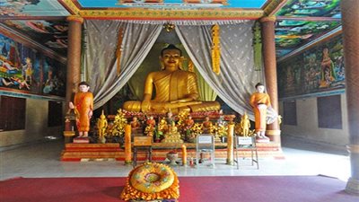 راهب فيتنامي يقتل امرأة ويصيب خمسة آخرين في معبد بوذي