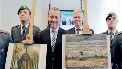 الشرطة الإيطالية عثرت على لوحتين لفان غوخ مسروقتين منذ 14 عاماً